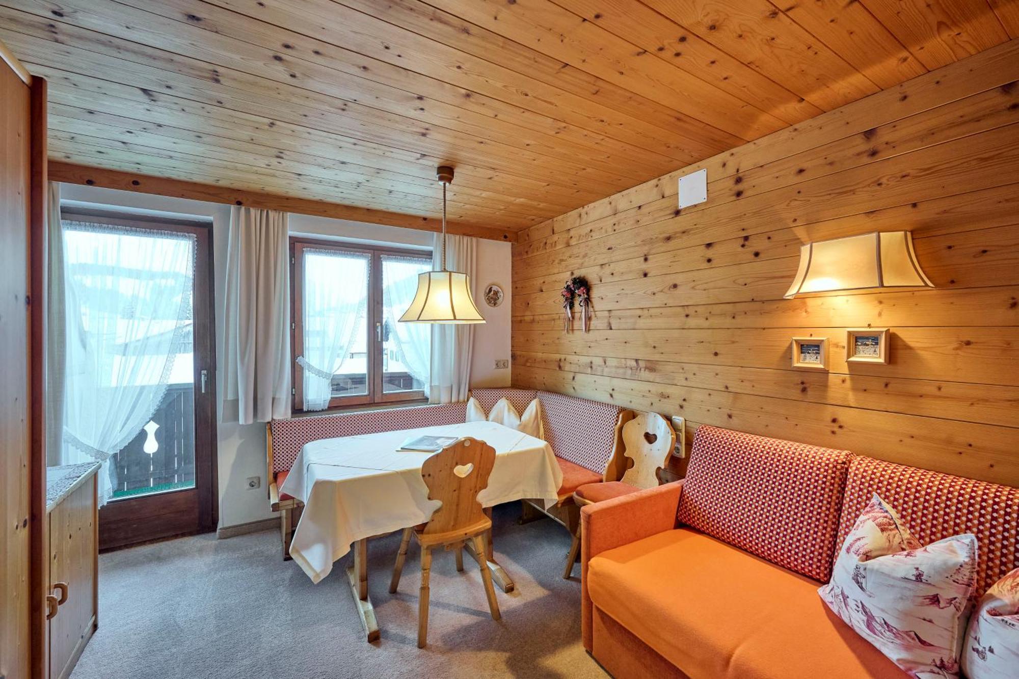 Appartementhaus Holiday Lech am Arlberg Bagian luar foto