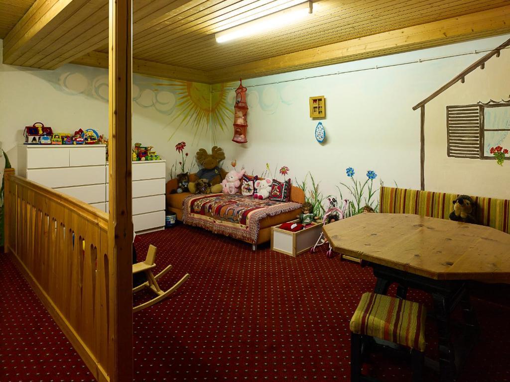 Appartementhaus Holiday Lech am Arlberg Bagian luar foto