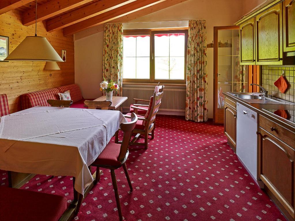 Appartementhaus Holiday Lech am Arlberg Bagian luar foto