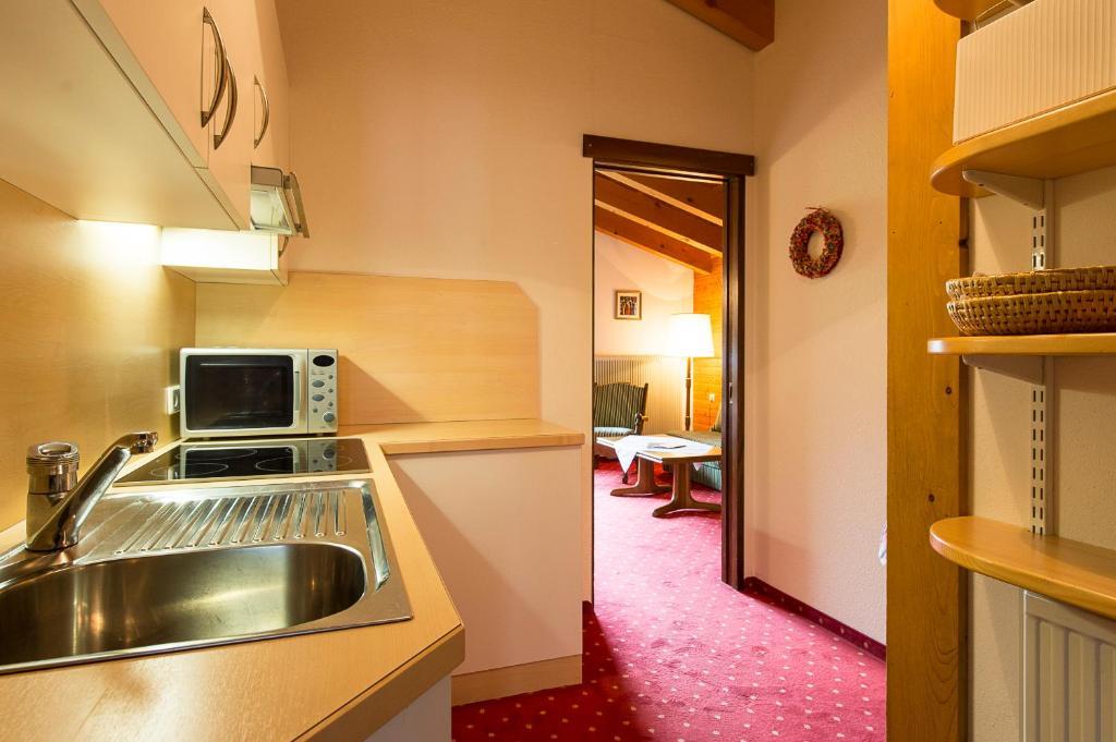 Appartementhaus Holiday Lech am Arlberg Bagian luar foto