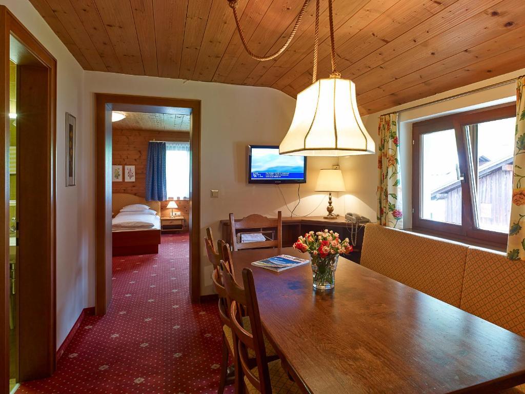 Appartementhaus Holiday Lech am Arlberg Bagian luar foto