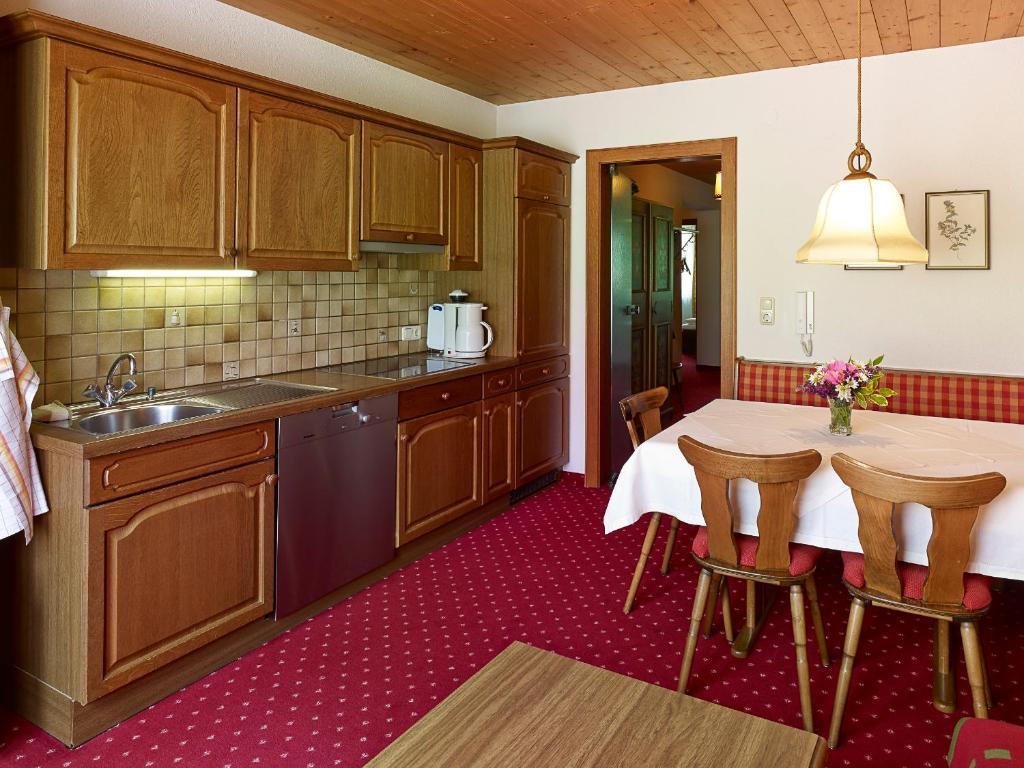 Appartementhaus Holiday Lech am Arlberg Bagian luar foto